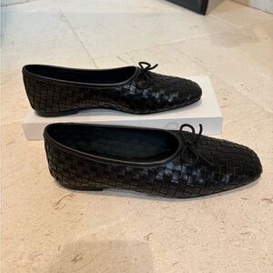 Quince  Square Toe Ballet Flat - size 7 - Black